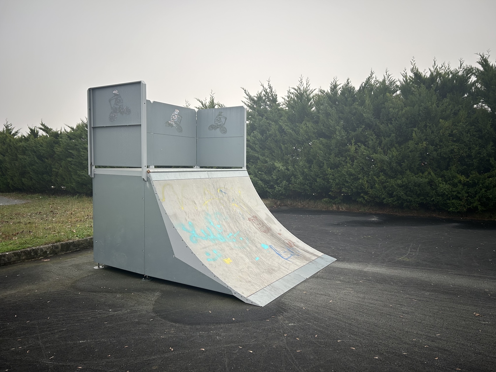 Saint-Romain-de-Benet skatepark